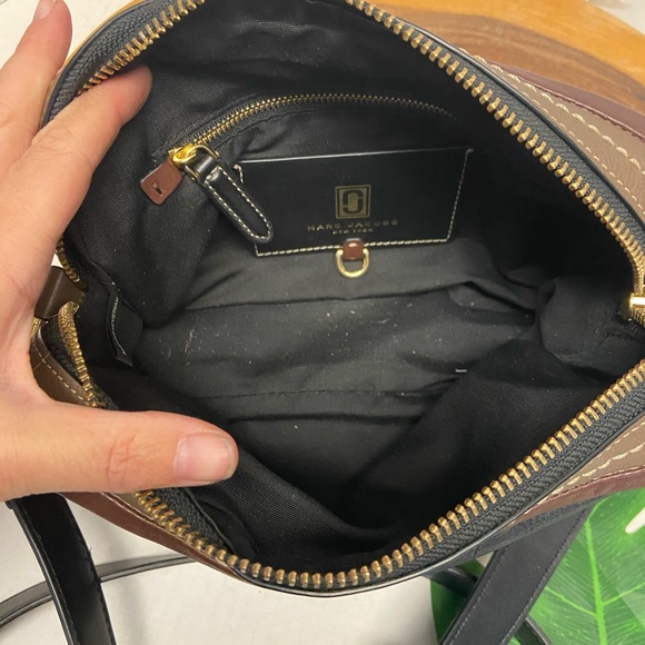 Marc Jacobs Leather Crossbody Shoulder bag - Picture 6 of 11